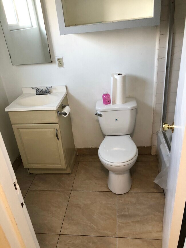Foto del edificio - 14534 Saticoy St