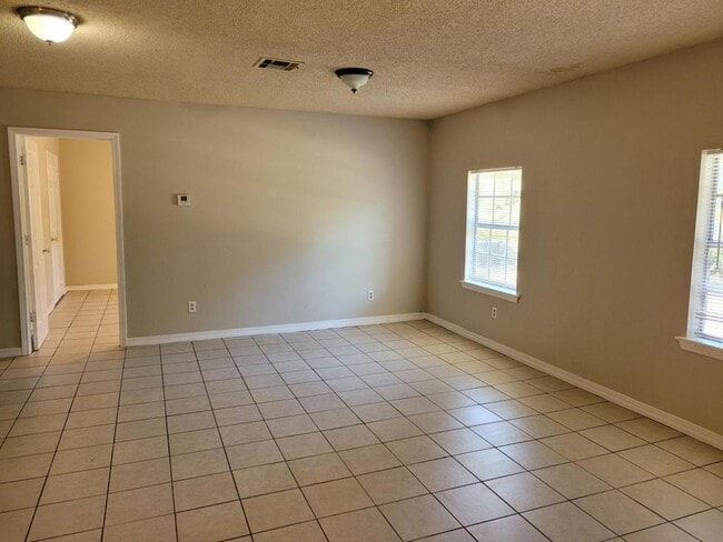Building Photo - 44321 Simpson Place #3, Hammond, LA 70403