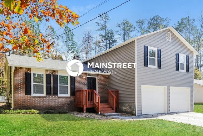 Foto del edificio - 3 Bedroom Pet-Friendly Home in LITHONIA, G...