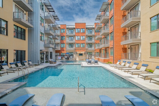 Swimming Pool - Residences at Grayson Heights