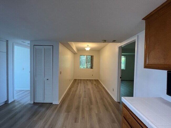 Foto del edificio - Must See! Two bedroom two bathroom condo i...