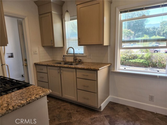 Foto del edificio - 118 Whiting St