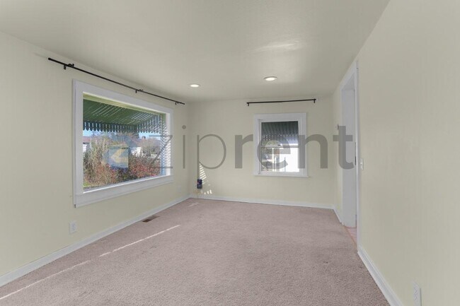 Foto del edificio - 5526 S Avon St