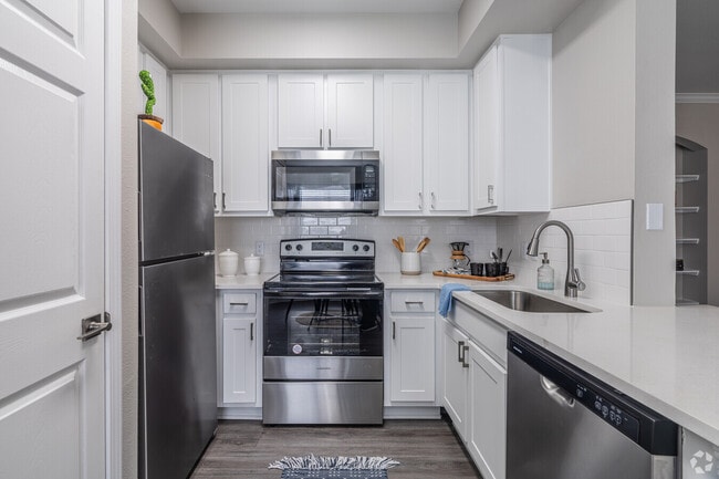 One Month Free on Two Bedrooms! - One Month Free on Two Bedrooms! Apartment