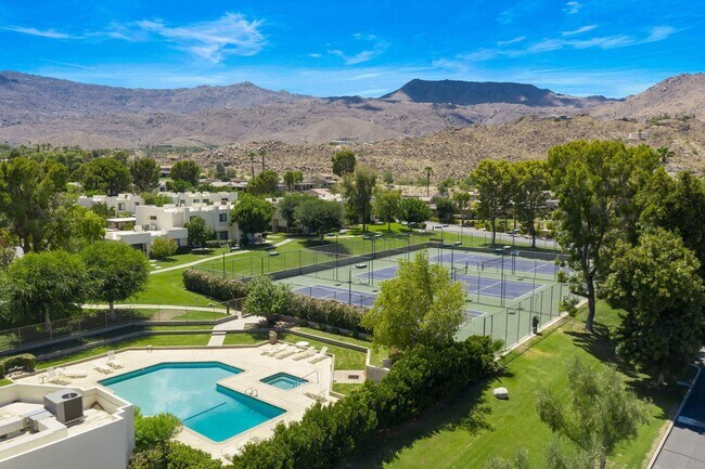 Building Photo - 48710 Desert Flower Dr
