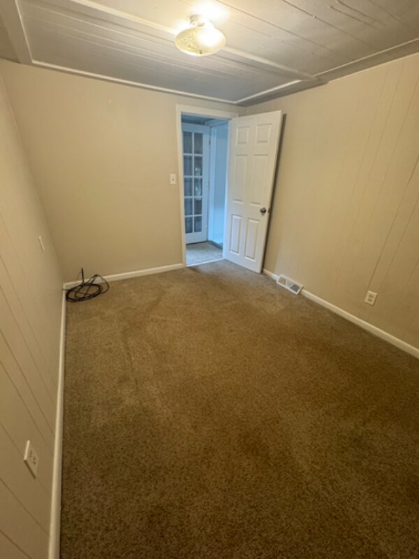 Building Photo - 458 Hilldale Ave