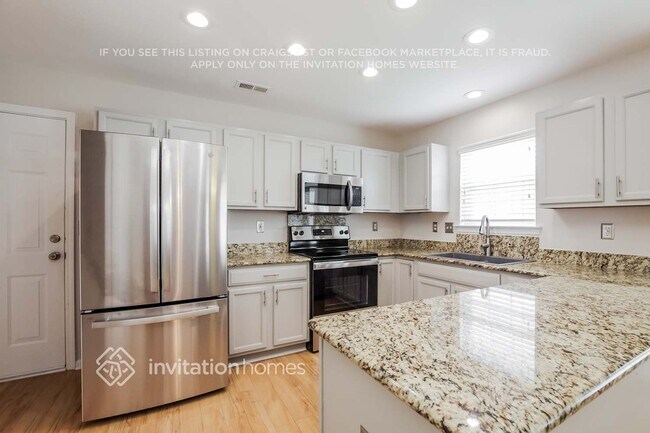 Foto del edificio - 10920 Harmony Glen Ct