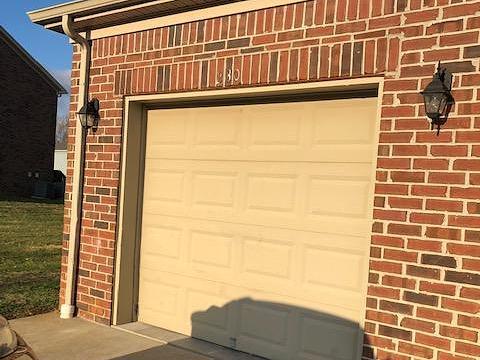 Building Photo - Spring Creek Townhome