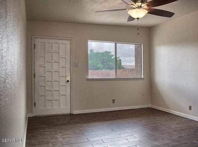 Foto del edificio - 10073 Kellogg St