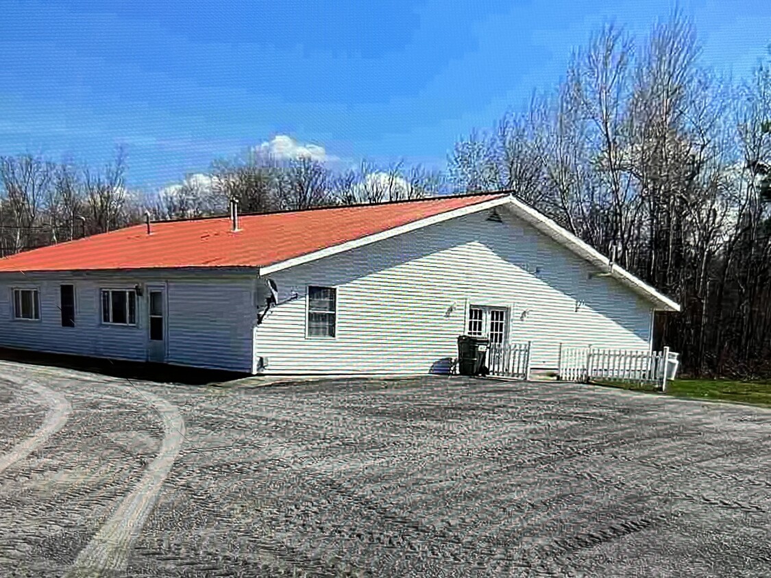 Primary Photo - 48 Allen Falls Rd