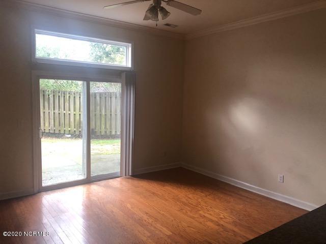 Building Photo - 1617 Shoreline Pl