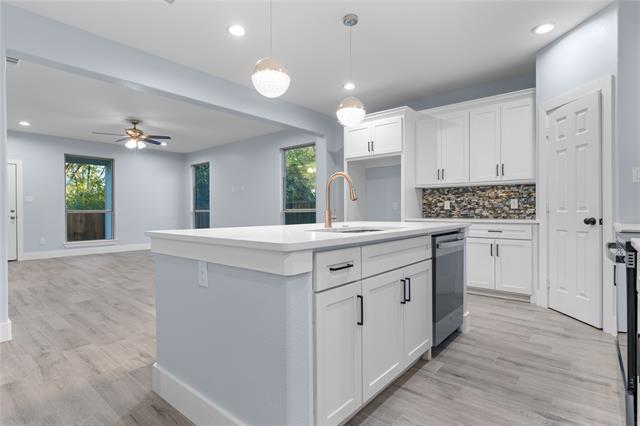 Foto del edificio - 520 E 5th St