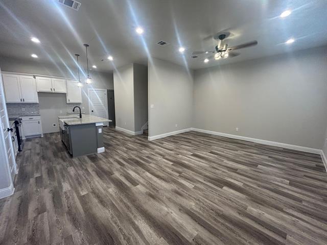 Building Photo - 4007 Avion Dr