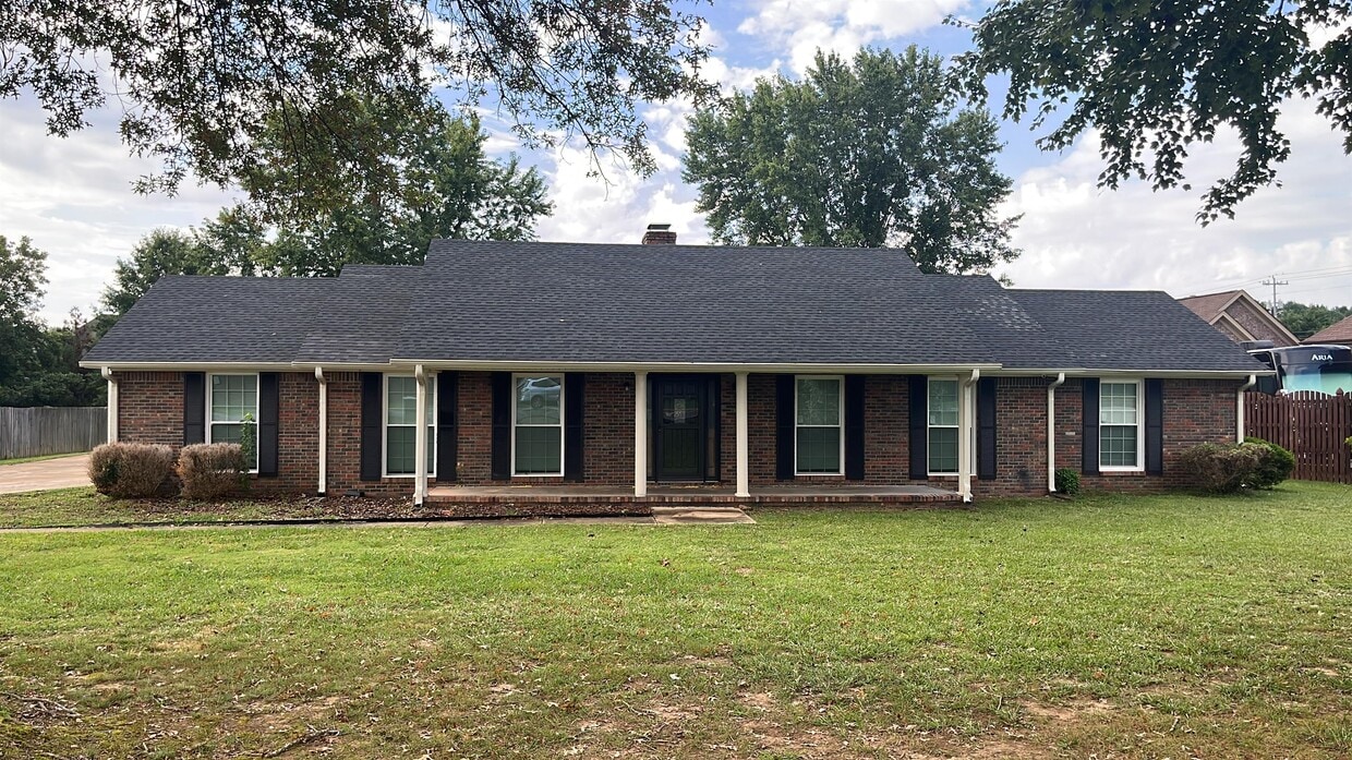 22050 Indian Trace Rd, Athens, AL 35613 House Rental in Athens, AL