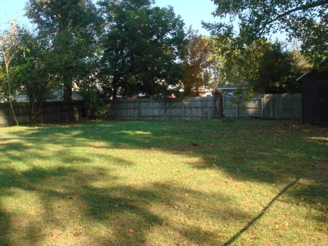 Foto principal - 1418 Willow Ave