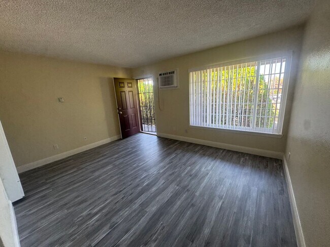 Foto del edificio - Welcome to SkyView Villa & Somerset Apartm...