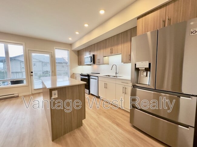 Building Photo - 685-685 Boynton Pl