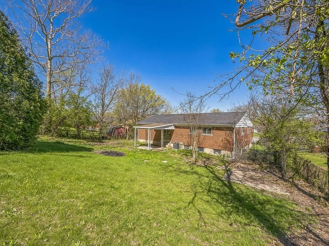 Primary Photo - Cinncinati beautiful home