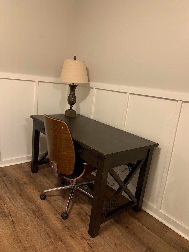 Foto del edificio - 621 Durrett Town Rd