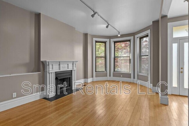 Foto del edificio - 4133 Laclede Ave