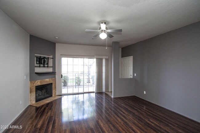 Living Room - 14145 N 92nd St