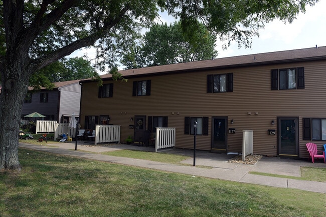 Building Photo - Highfield Crossing