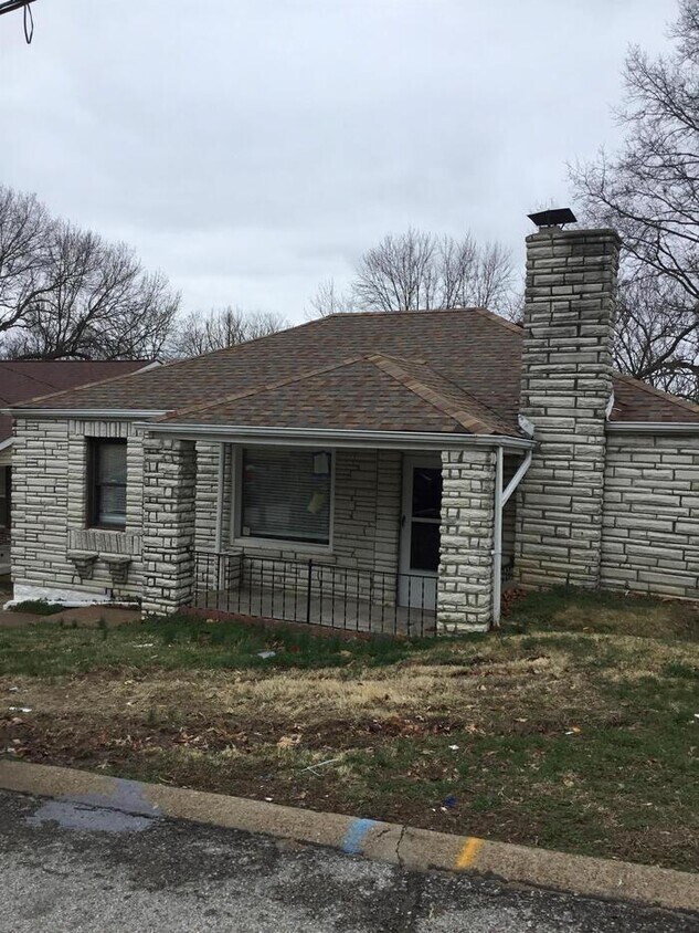 Foto principal - 207 Ruggles Rd