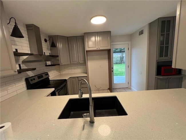 Building Photo - 2010 Snowbird Dr