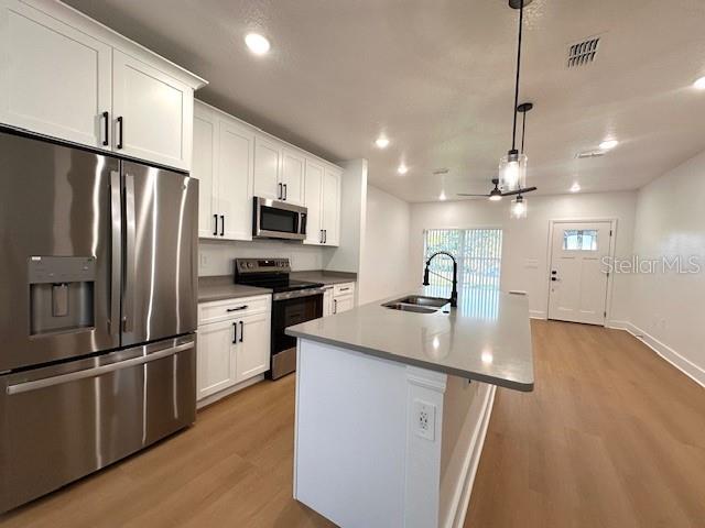 Foto del edificio - 250 E Collins St