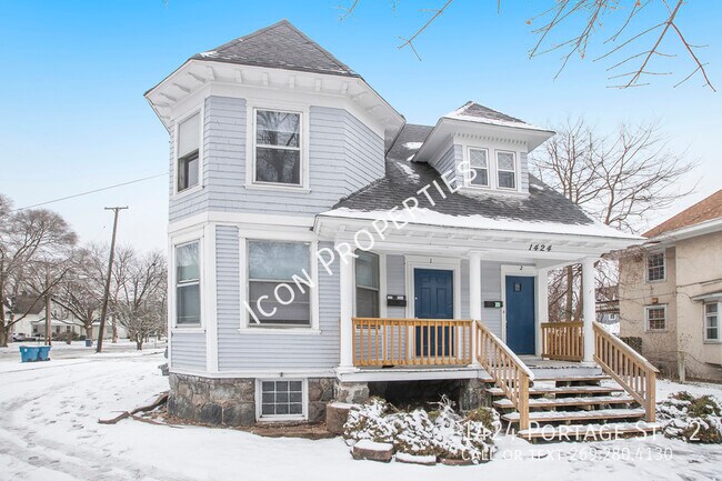 Building Photo - 1424 Portage Street