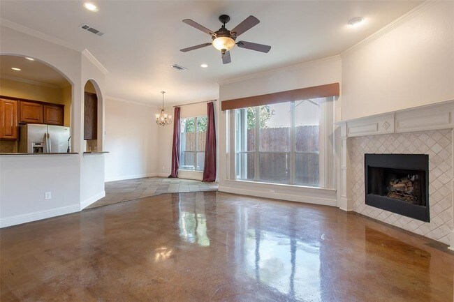 Foto del edificio - 2204 Apollonia Ln
