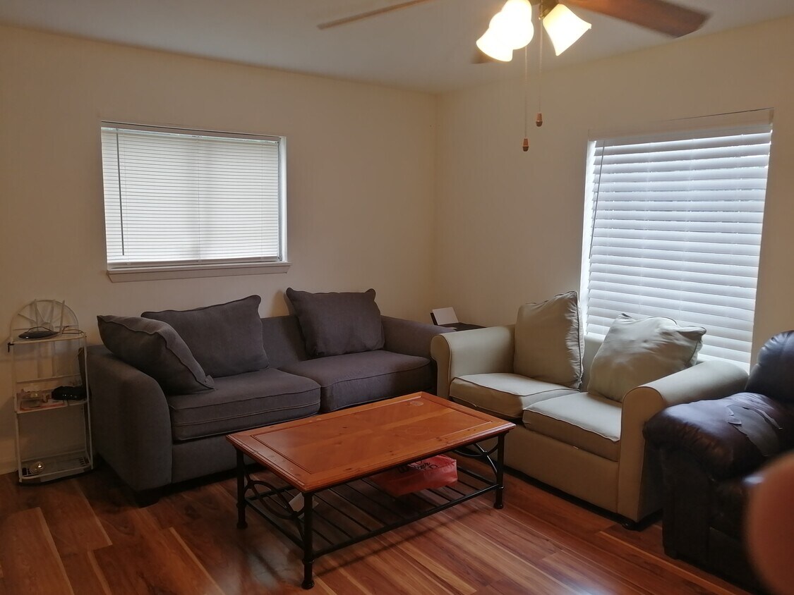 Foto principal - 318 Jennifer Jean Dr
