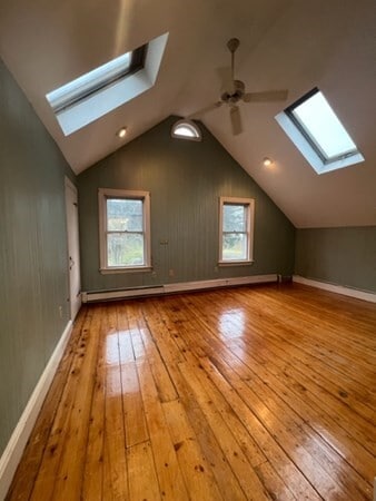 Building Photo - 47 Elm St