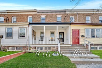 Building Photo - 25 Adella Ave