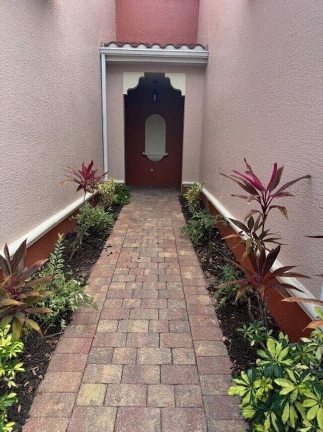 Foto del edificio - Villagio Rental Available!