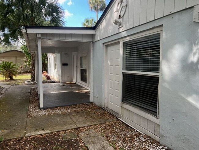 Building Photo - 2009 E Jefferson St