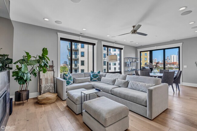 Foto del edificio - 1157 W Erie St