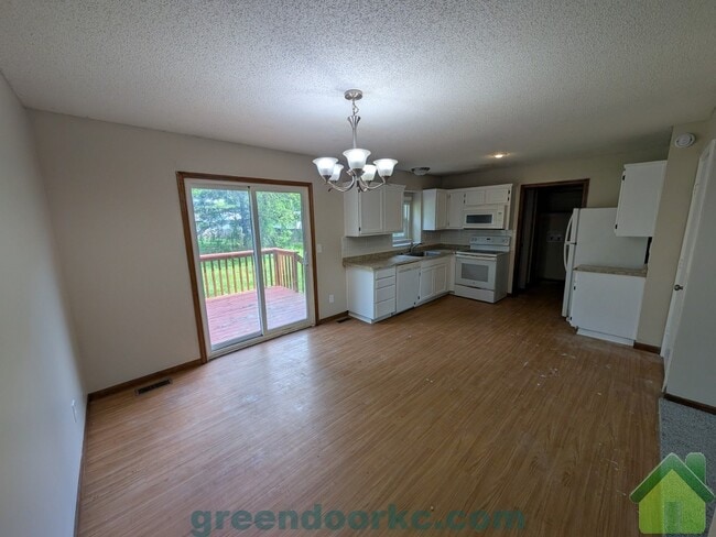 Building Photo - 514 Kenneth Ln