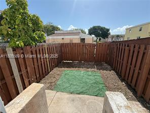 Foto principal - 8463 NW 4th Ct