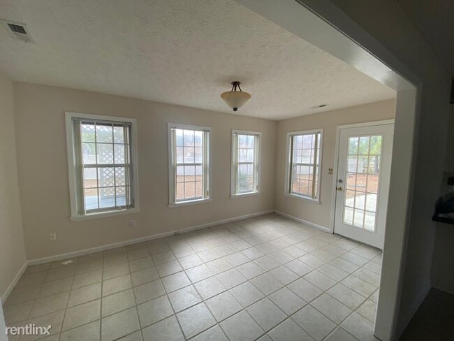 Building Photo - 3 br, 2 bath House - 804 Castlewood Ct