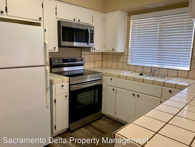 Building Photo - 2 br, 2 bath House - 5541 Sequoia Circle
