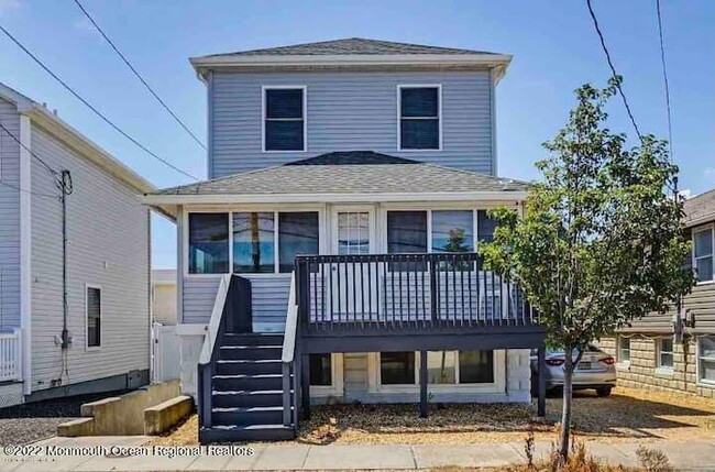 Building Photo - 49 Carteret Ave