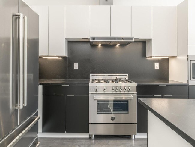 Foto del edificio - 211 W Johanna St