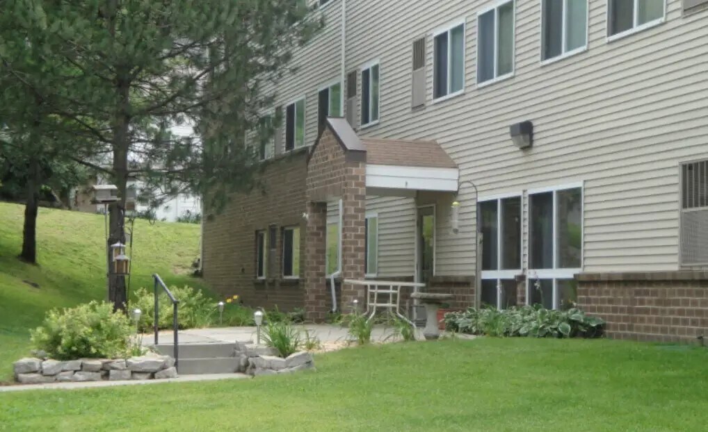 Primary Photo - 1105 S 3rd St