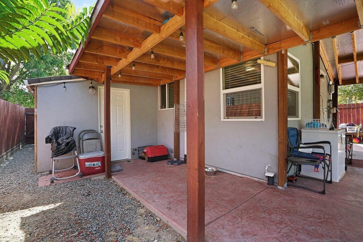 3713 18th Ave, Sacramento, CA 95820 House Rental in Sacramento, CA