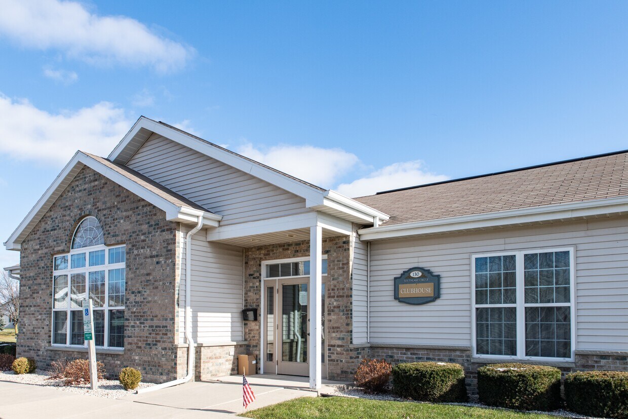 Foto principal - Southlake Senior Cottages III