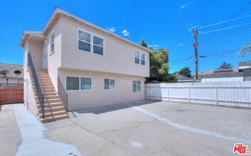Building Photo - 2820 Liberty Blvd