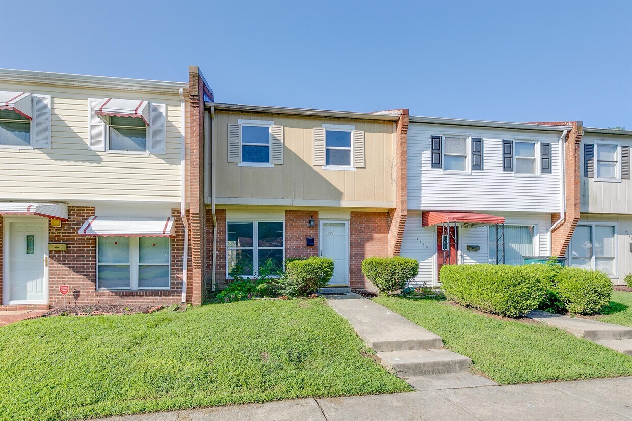 Primary Photo - 2151 Binford Ln