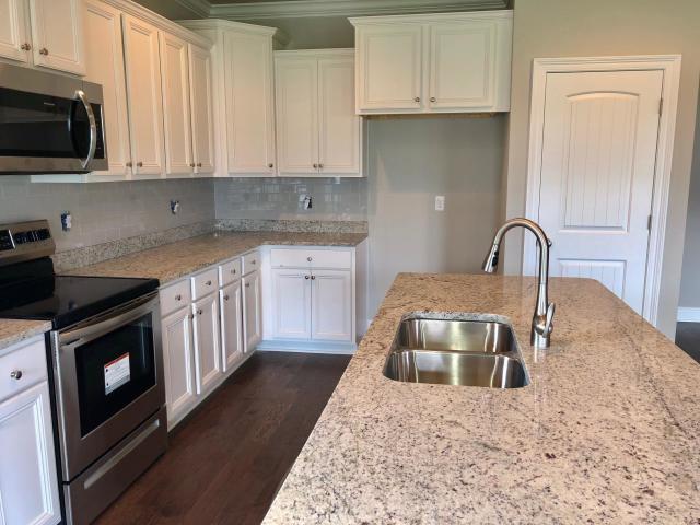 Foto del edificio - 19 Bryant Rd