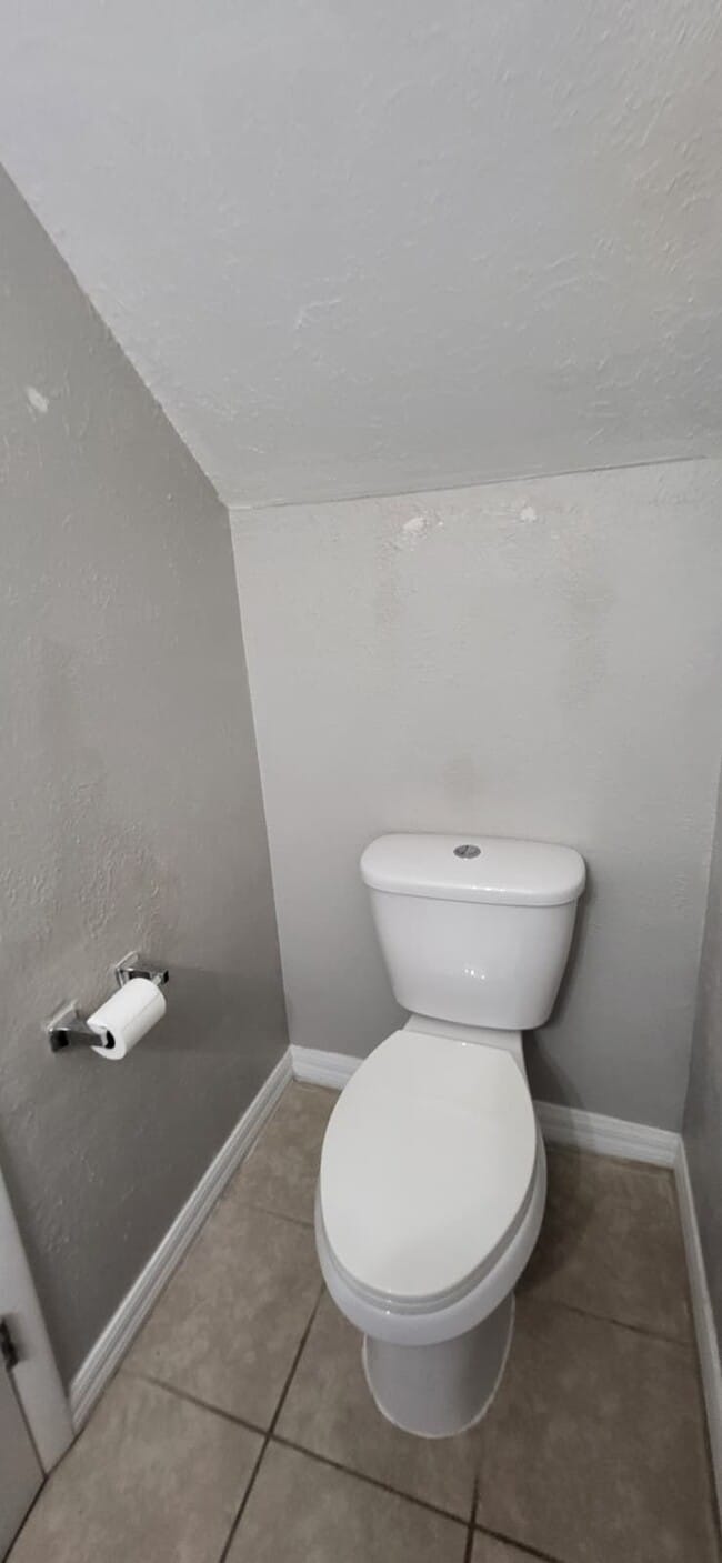 Building Photo - 3918 Crayrich Cir